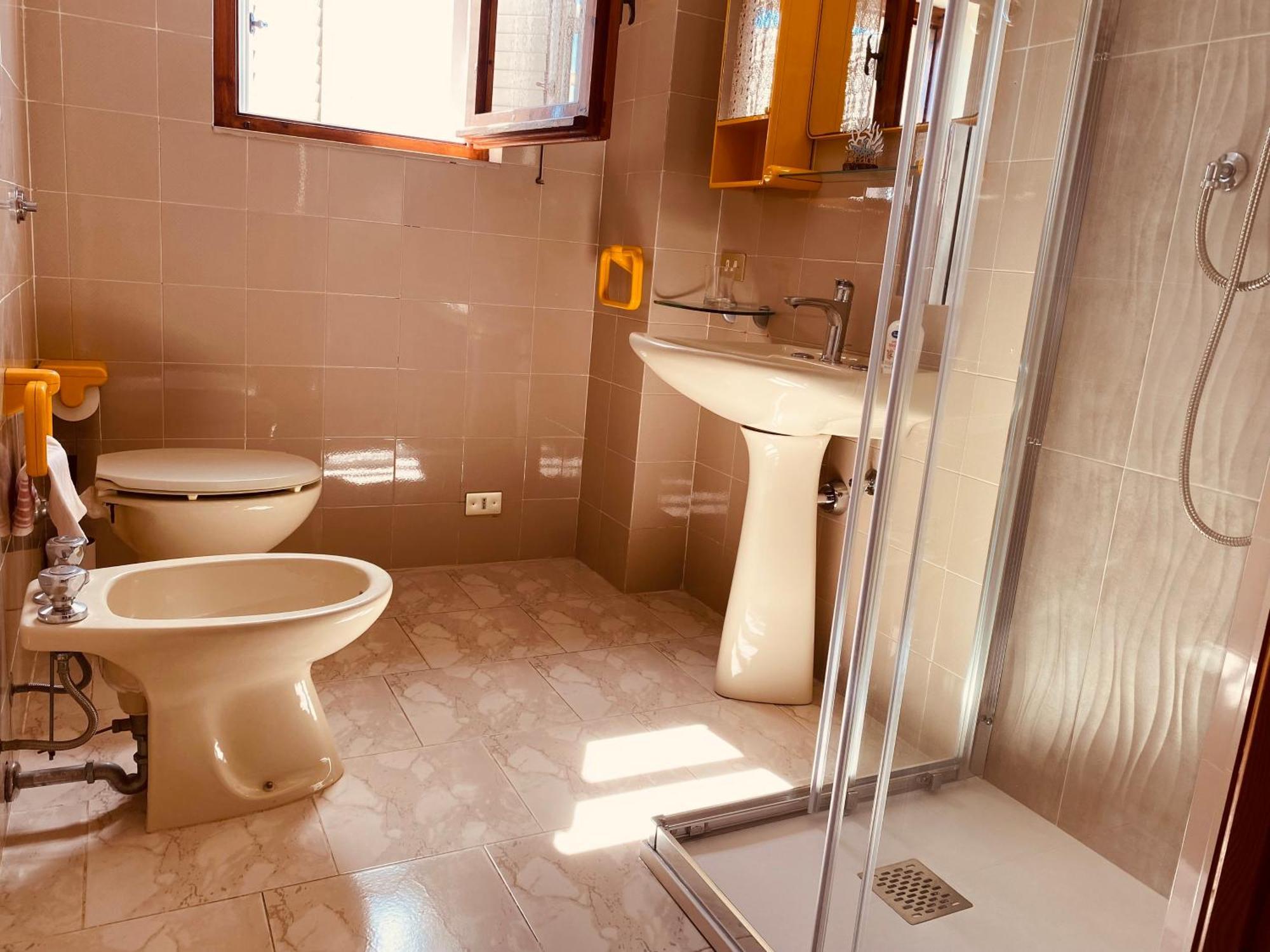 Europa37 Apartment Alghero Bagian luar foto